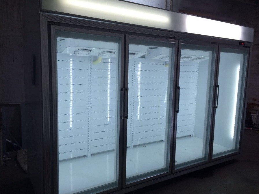 Mở tủ lạnh màn hình Multideck với hệ thống làm mát từ xa cửa kính