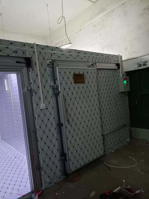 Phòng lưu trữ lạnh bọt polyurethane cứng cho rau / trái cây / thịt / cá và phương pháp làm mát không khí