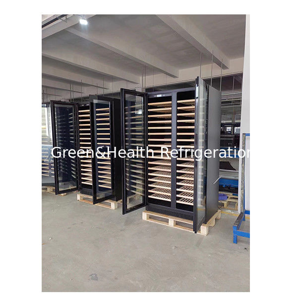 Chứng chỉ ETL Đen nhiều lớp gỗ vằn Bàn gỗ Lưu trữ rượu bia Tấm kính lạnh chất lượng cao