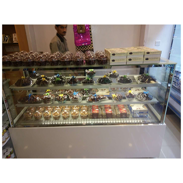 Cửa hàng nắp bánh 3 lớp Tủ đông màn hình bánh với kính cứng đá cẩm thạch và nhiệt điều hòa kỹ thuật số cho các cửa hàng bánh